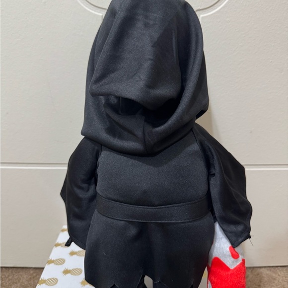 Ghost Face Scream Plushy Spirit Halloween Exclusive - Picture 2 of 3